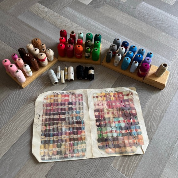 Art | Vintage Dee Lite Red And Yellow Spool Thread Lot Craft Sewing ...
